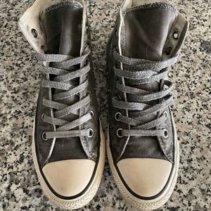 Unisex Grey High Top Converse